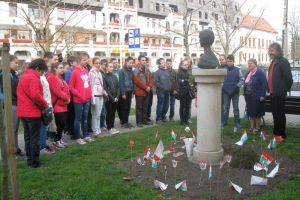 Petőfi-emlékhelyeket látogattak a csabai diákok 2015.március 25