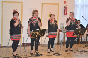 Nőnapi kosaras-, táncos-, zenés délután a kulturális központban 2016