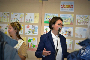 Méhecskék és a mézelő méhek rajzpályázat kiállításmegnyitó 2018