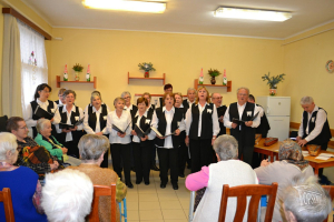 A Berényi Népdalkör az időseknél 2018.december 17