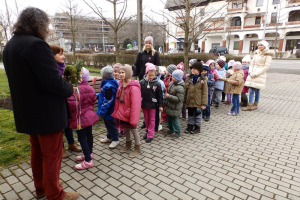 Magyarvégesi tagóvodások a muzeális gyűjteményben 2015.március 15